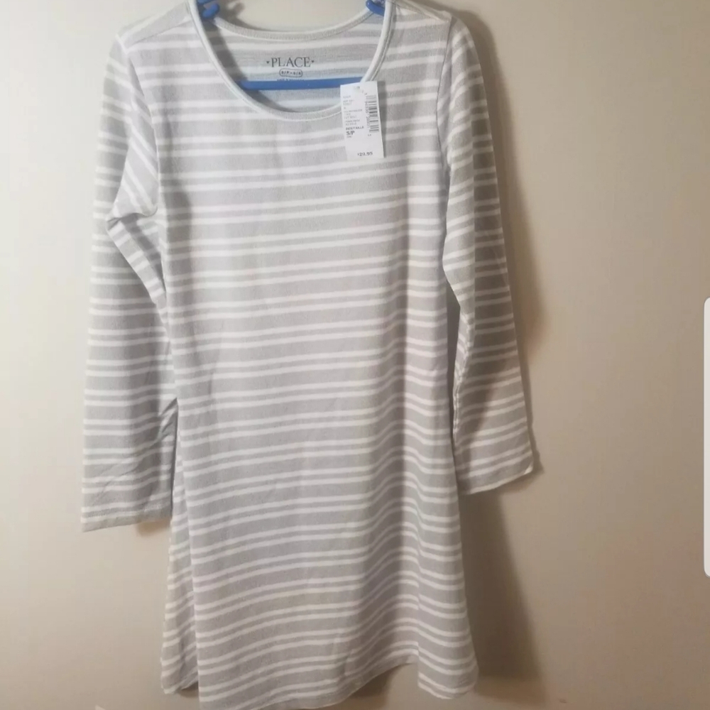 Girls Childrens place Striped Lightweight Sweater Dress!.